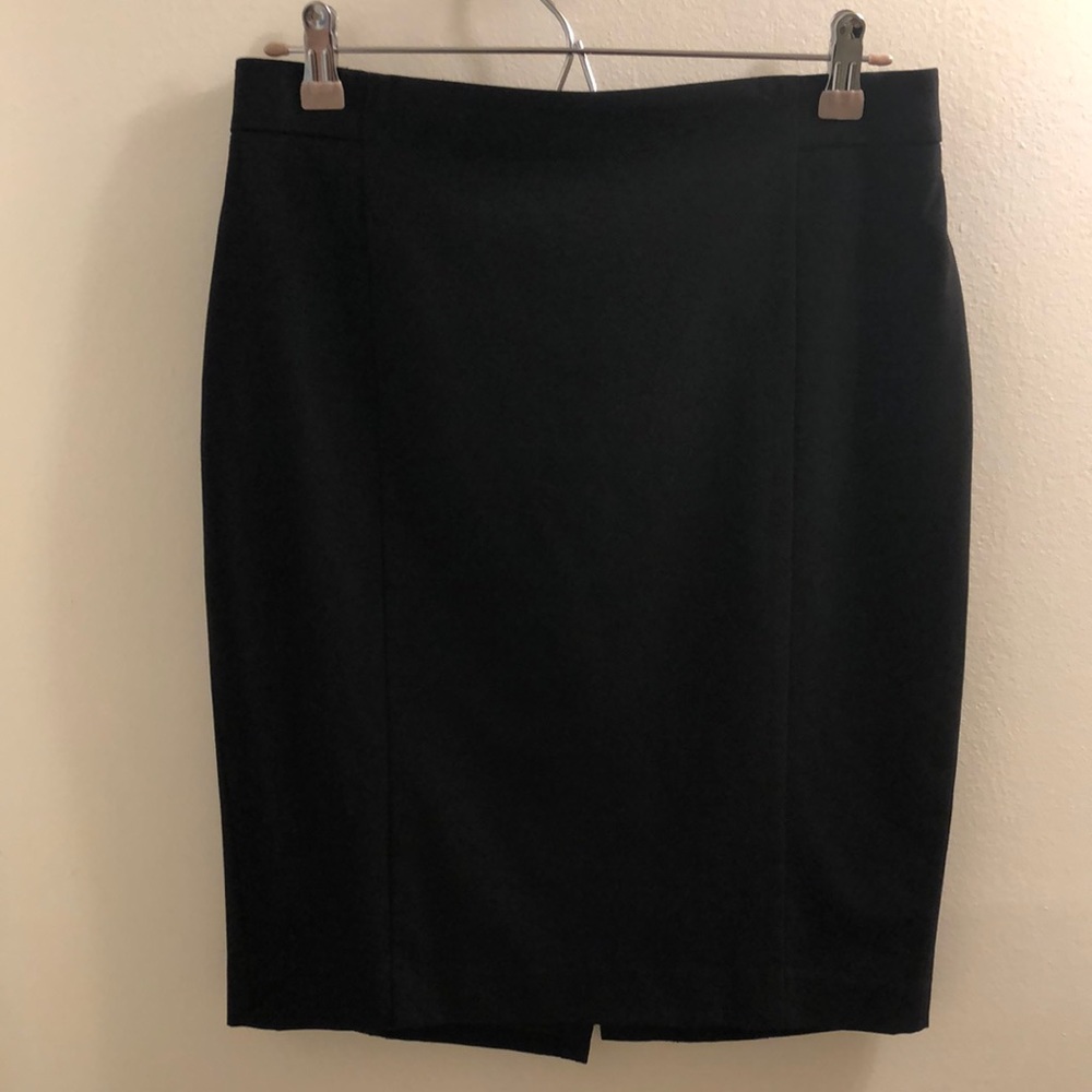 Ann Taylor black pencil skirt